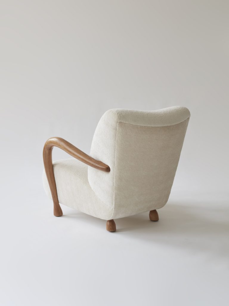 Colony_Moving_Mountains_Sula_Chair