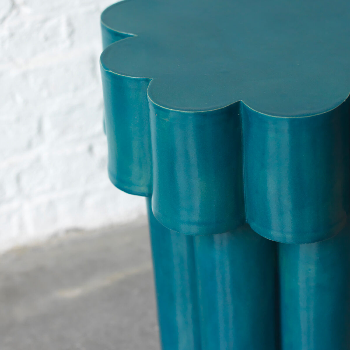 BZIPPY | Cloud Side Table - Image 2