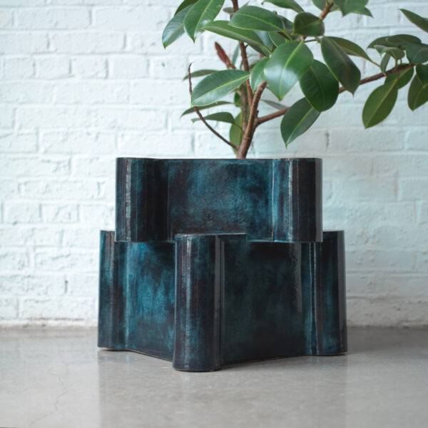 BZIPPY | Twisted Castle Planter