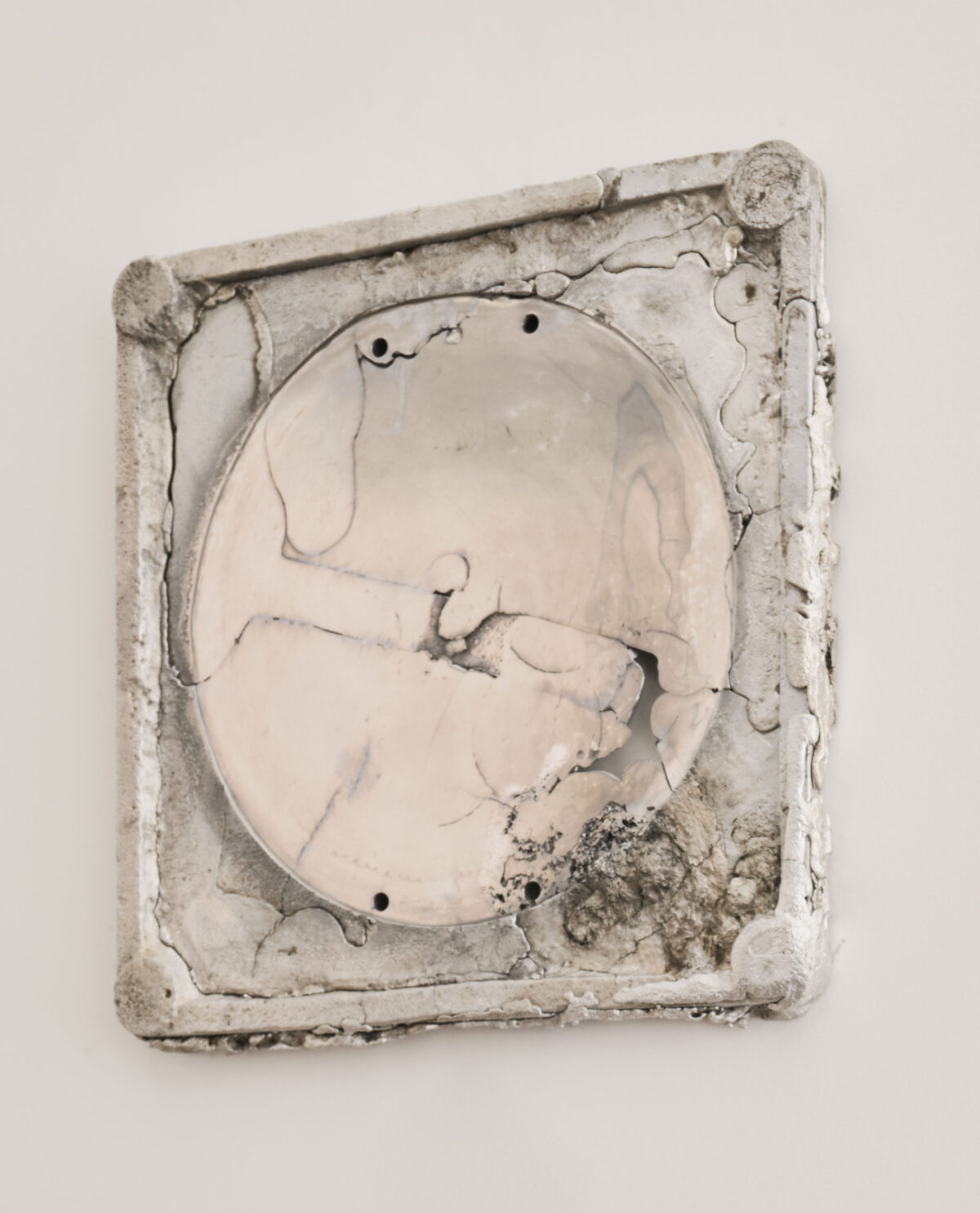 MTM Studio | Clear Gradual Boundary Mirror - Image 2